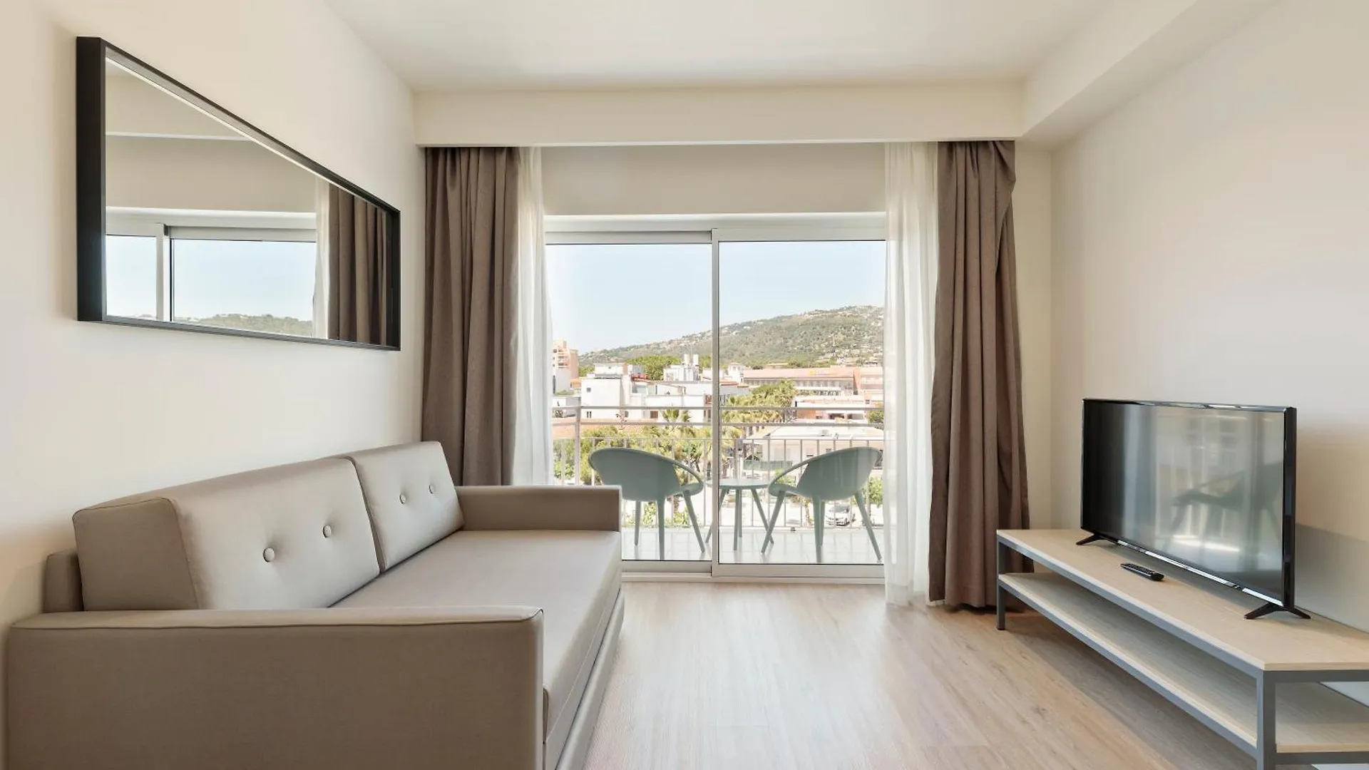 Aparthotel Xic Platja d'Aro Spain